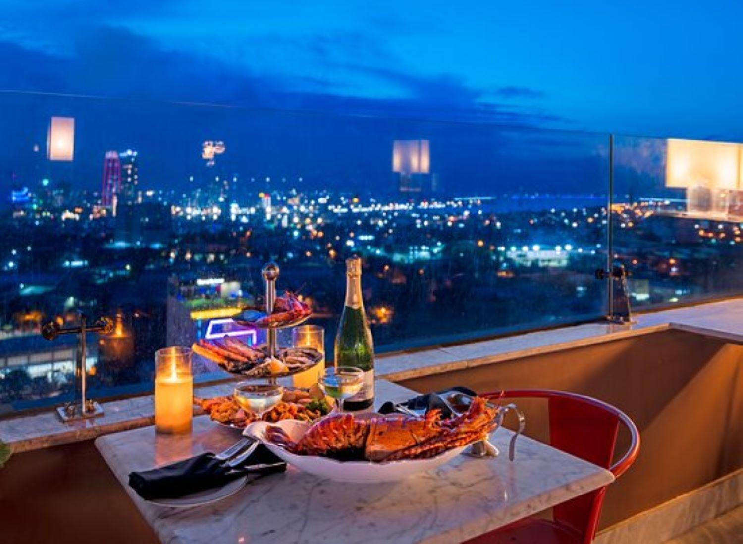 Ibiza Riverfront Da Nang Hotel Powered By Aston Exteriér fotografie