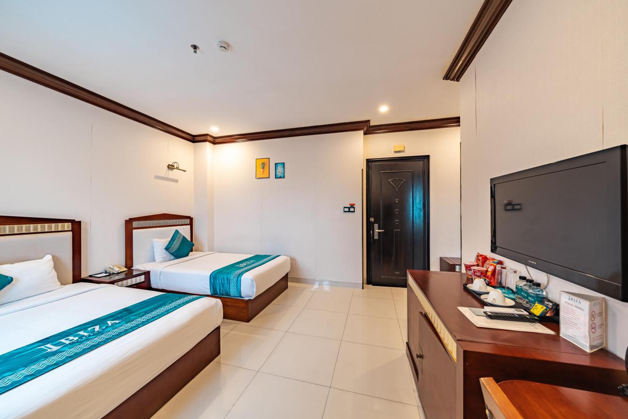Ibiza Riverfront Da Nang Hotel Powered By Aston Exteriér fotografie