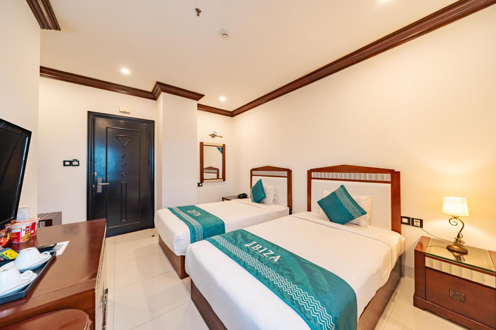 Ibiza Riverfront Da Nang Hotel Powered By Aston Exteriér fotografie