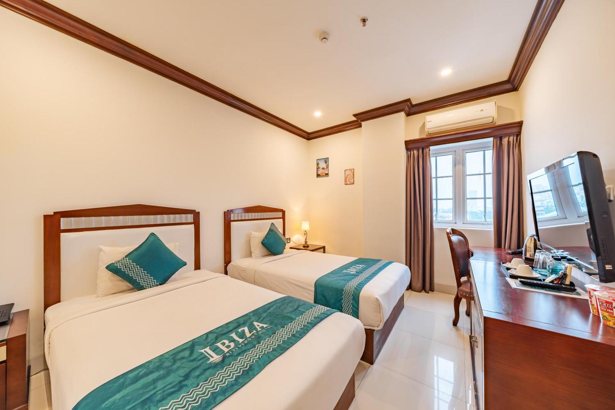 Ibiza Riverfront Da Nang Hotel Powered By Aston Exteriér fotografie